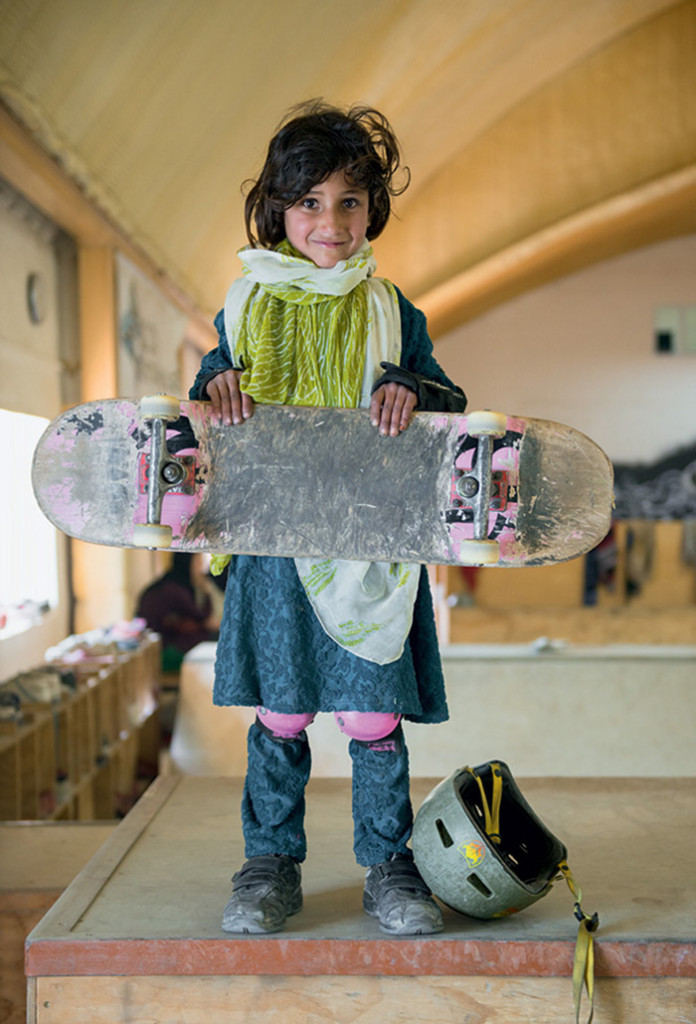 A young skateboarder in Kabul. Photo © Jessica Fulford-Dobson (via Colossal